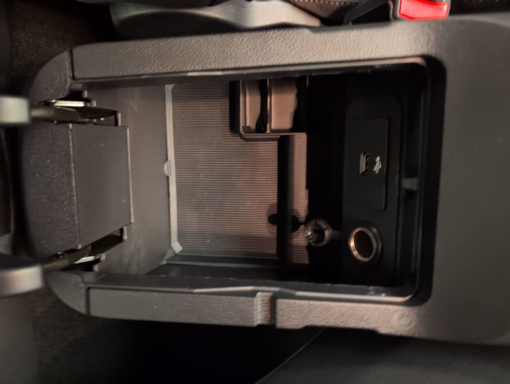 Used 2016 Ford Mustang Shelby GT350 w/ Track Package image 44