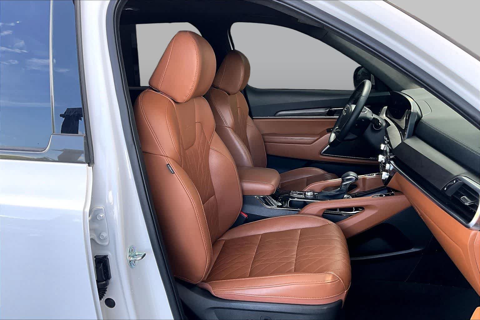 Used 2024 Kia Telluride SX Prestige X-Line AWD/4WD image 9