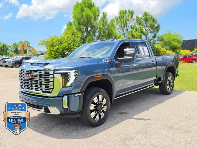 Certified 2025 GMC Sierra 3500 Denali w/ Denali Reserve Package AWD/4WD image 2