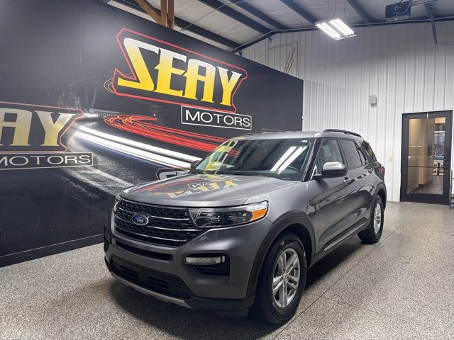 Used 2023 Ford Explorer XLT w/ Equipment Group 202A image 1