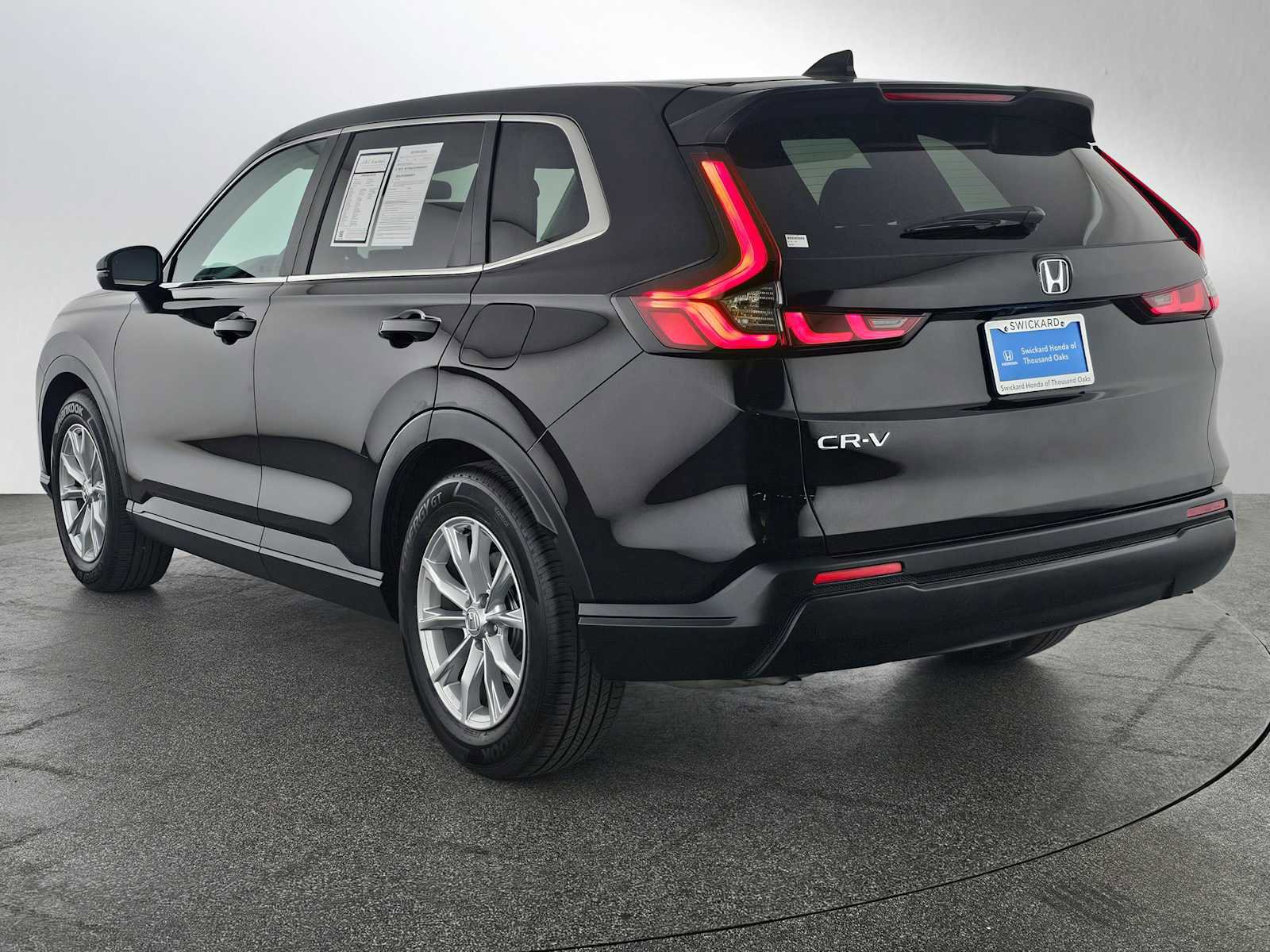 Used 2025 Honda CR-V EX image 5