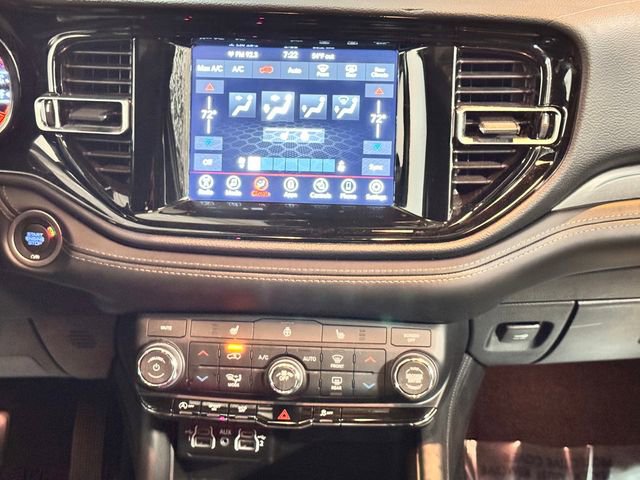 Used 2024 Dodge Durango SXT image 33