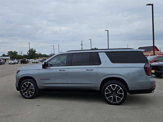 Used 2025 Chevrolet Suburban RST AWD/4WD video 2