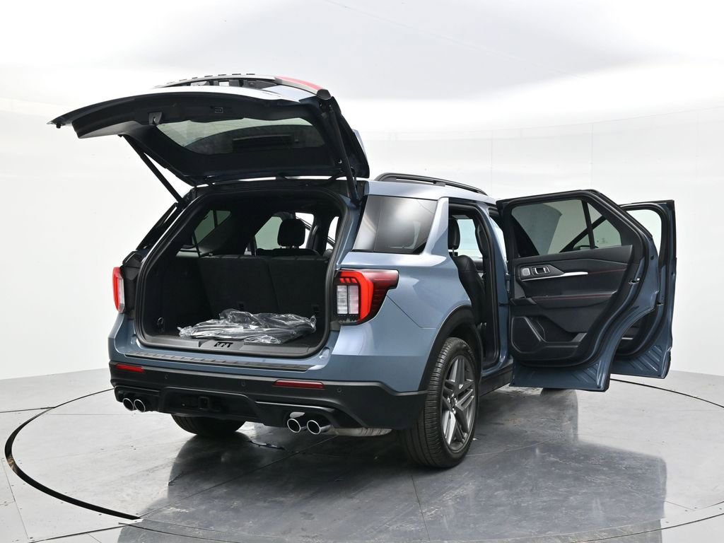 Used 2025 Ford Explorer ST w/ Sun And Sound Package image 60