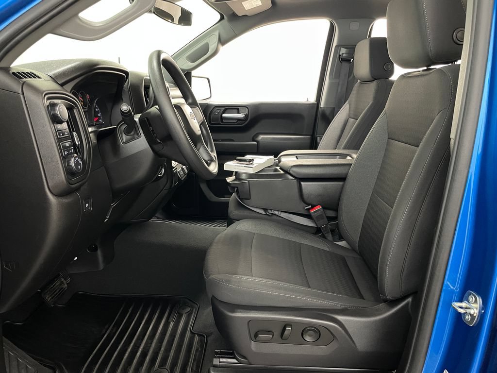 Certified 2023 Chevrolet Silverado 1500 Custom w/ 2.7L Blackout Package AWD/4WD image 7