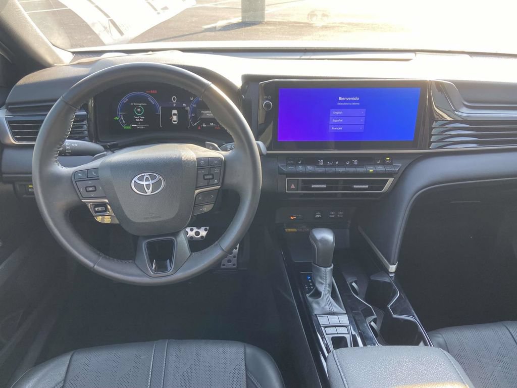 Used 2025 Toyota Camry XSE FWD image 13