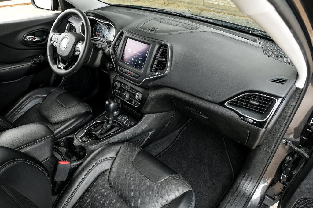 Used 2023 Jeep Cherokee Altitude Lux AWD/4WD image 23