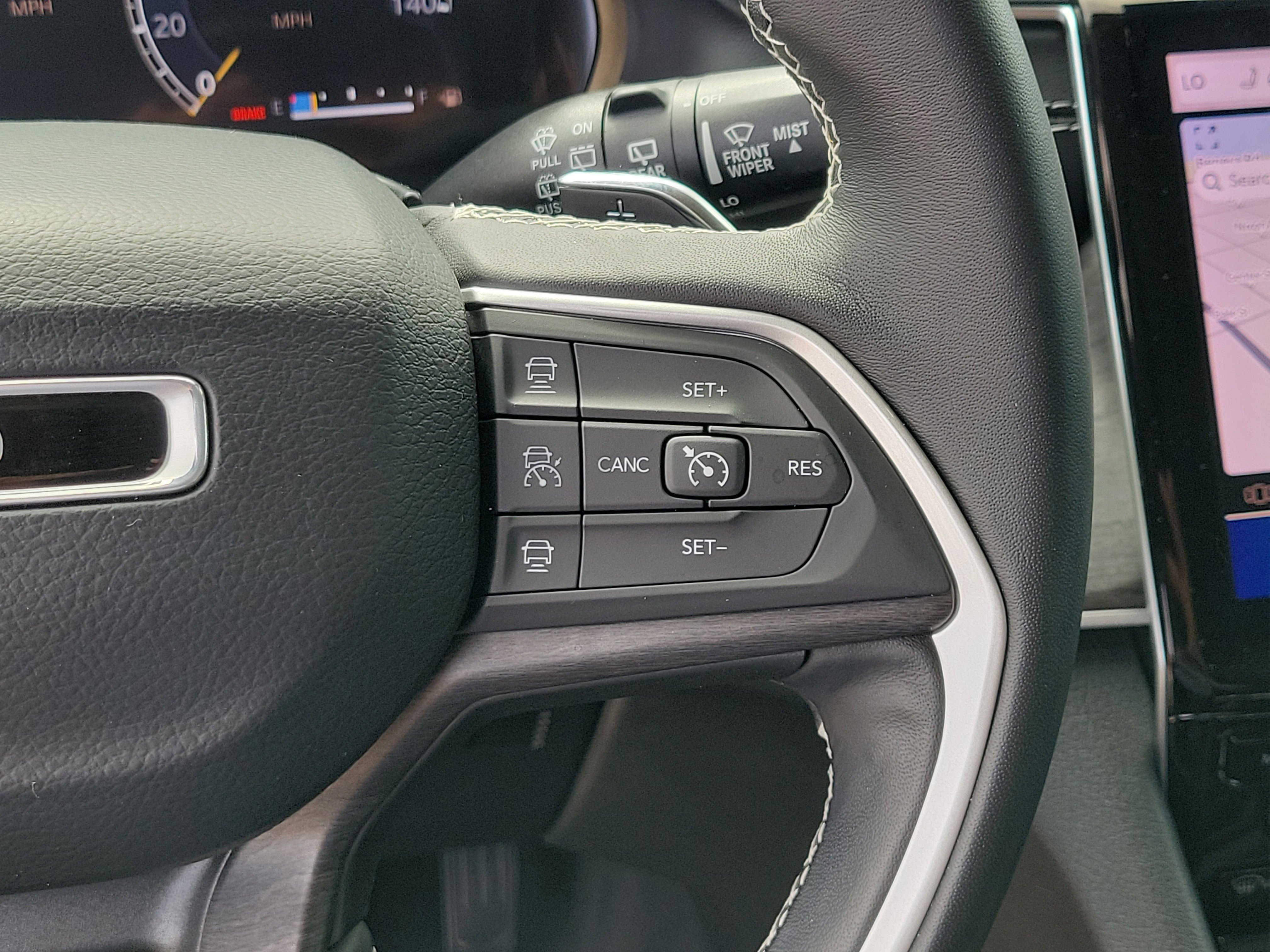 Used 2022 Jeep Grand Cherokee L Limited image 24