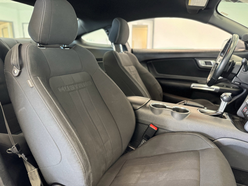 Used 2021 Ford Mustang EcoBoost w/ 2.3L High Performance Package image 27
