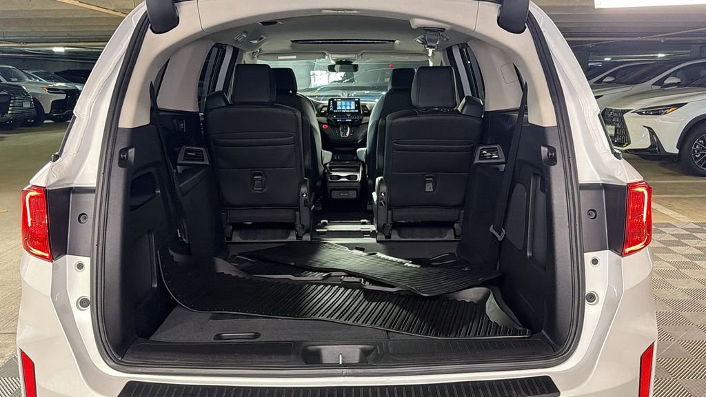 Used 2025 Honda Odyssey EX-L image 14