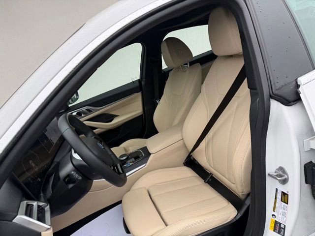 Used 2025 BMW i4 xDrive40i w/ Premium Package AWD/4WD image 10