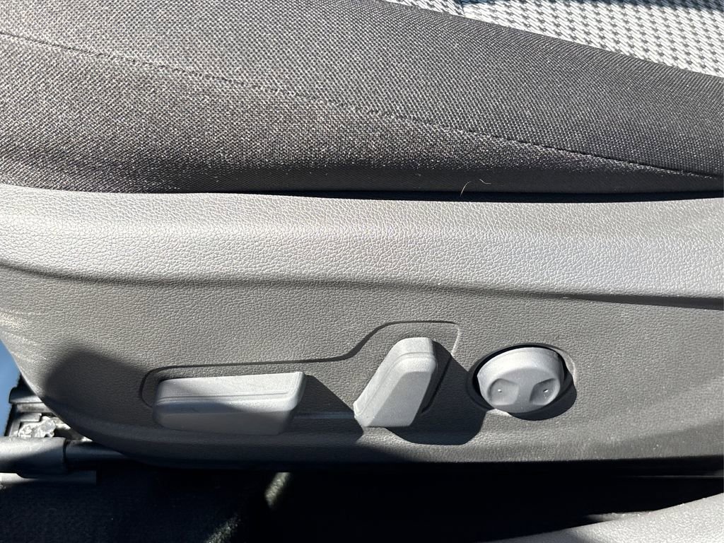 Used 2021 Hyundai Kona Night w/ Cargo Package image 37