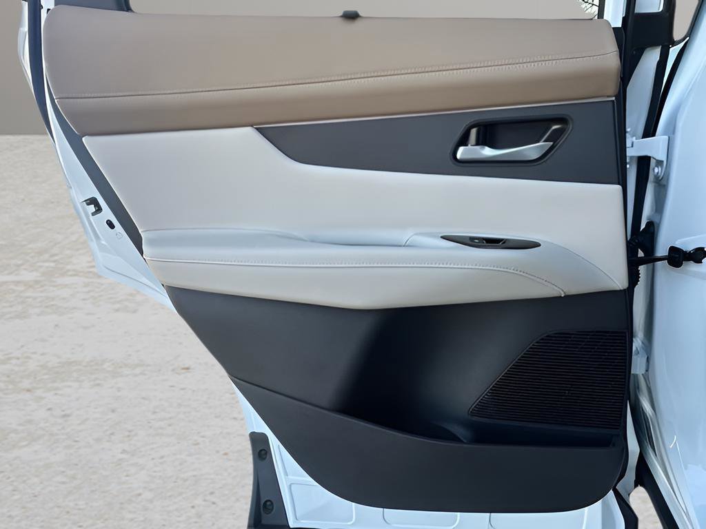 New 2026 Nissan Murano Platinum w/ Cargo Package image 20