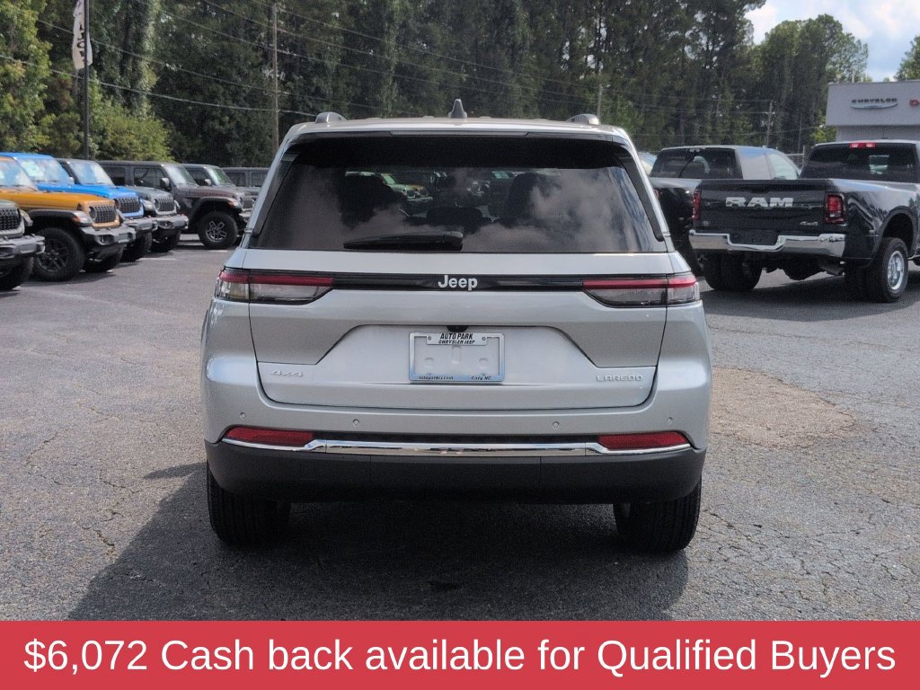 New 2026 Jeep Grand Cherokee Laredo X AWD/4WD image 5