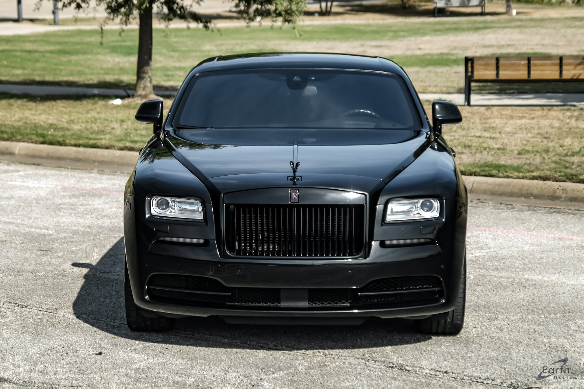 Used 2016 Rolls-Royce Wraith RWD image 32