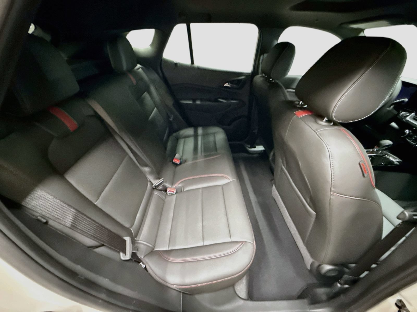 New 2026 Chevrolet Trax RS w/ Sunroof Package FWD image 30