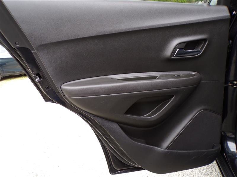 Used 2016 Chevrolet Trax LT image 26