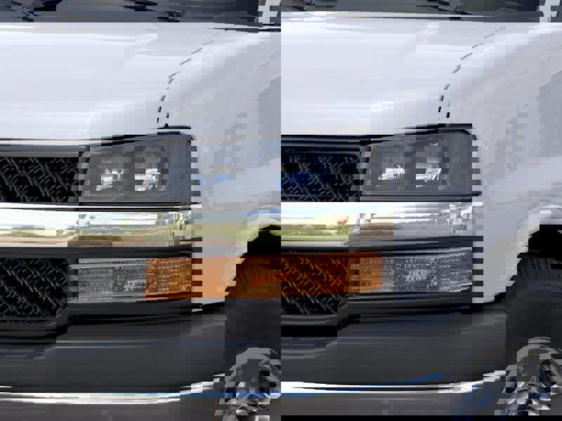 New 2026 Chevrolet Express 2500 w/ Driver Convenience Package RWD image 10