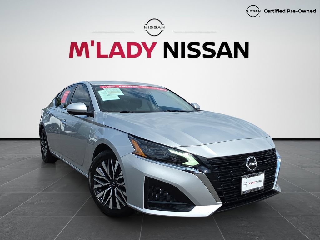 Certified 2023 Nissan Altima 2.5 SV FWD image 1