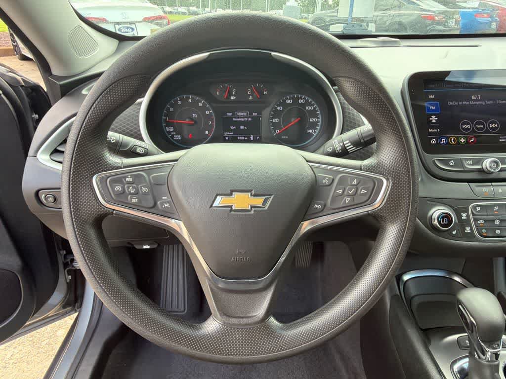 Used 2024 Chevrolet Malibu LT FWD image 21