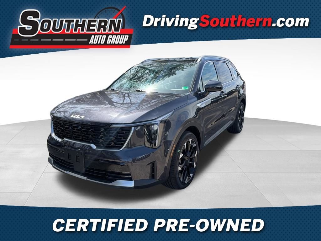 Certified 2025 Kia Sorento EX w/ Panoramic Sunroof Package