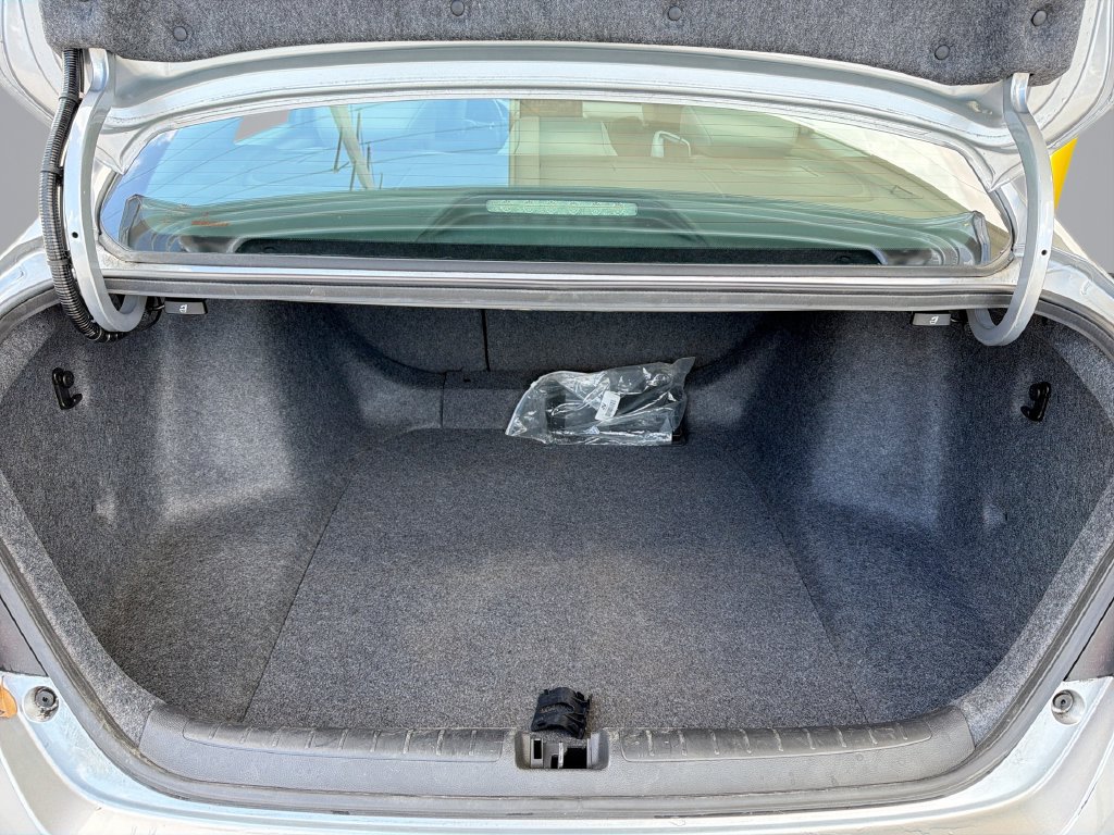 Used 2019 Honda Accord EX image 13