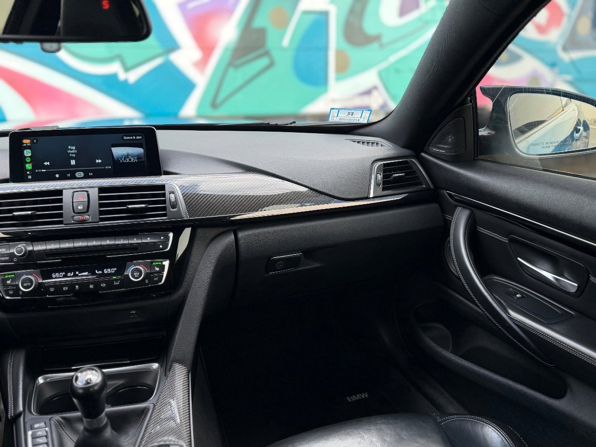 Used 2017 BMW M4 Coupe image 20