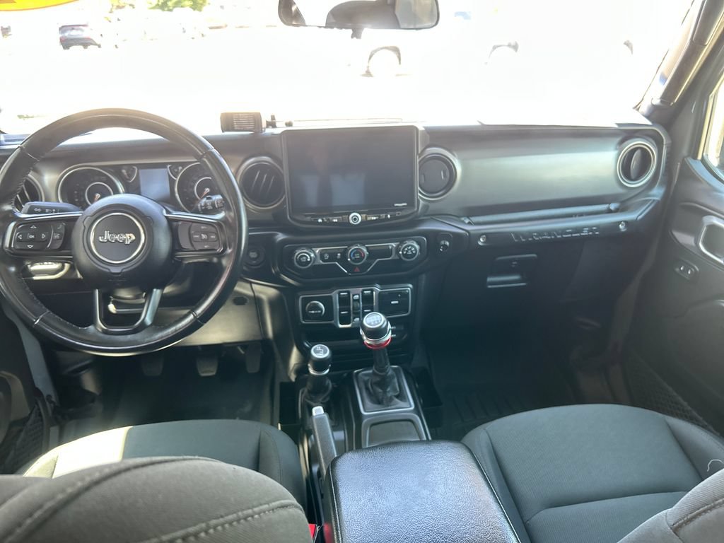 Used 2018 Jeep Wrangler Unlimited Sport S AWD/4WD image 12