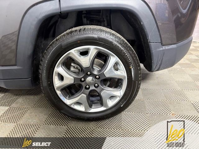 Used 2020 Jeep Compass Limited AWD/4WD image 24