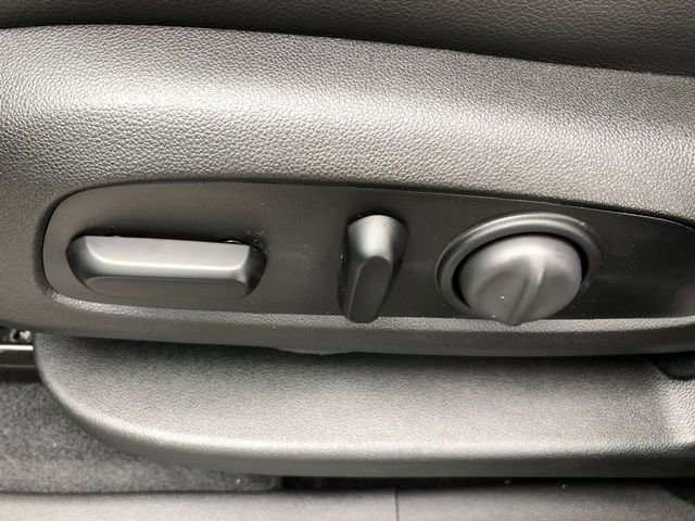 Used 2021 GMC Terrain SLT w/ Infotainment Package II FWD image 4