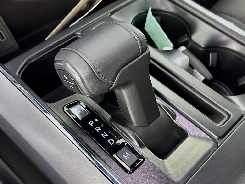 New 2026 Ford F150 XLT w/ Equipment Group 302A MID image 17