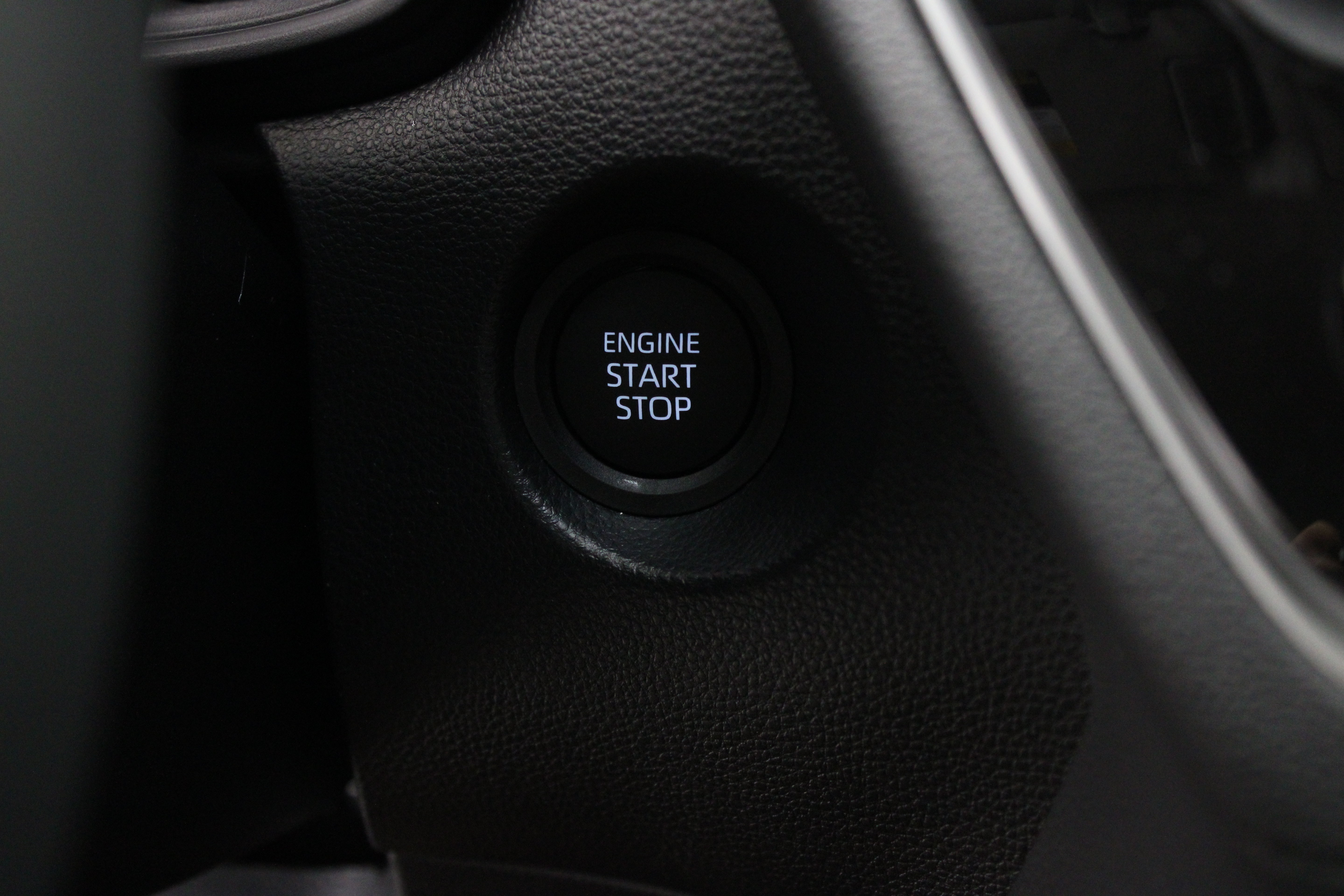 Certified 2026 Toyota Corolla Cross LE FWD image 17