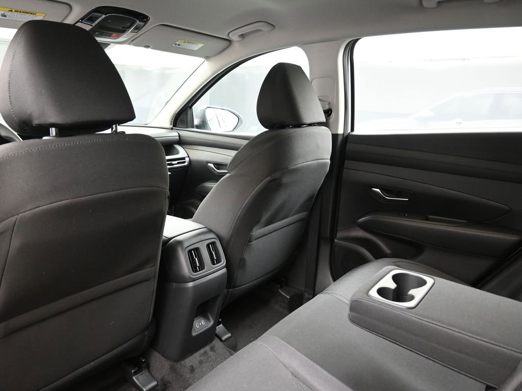 New 2026 Hyundai Tucson Blue SE image 19