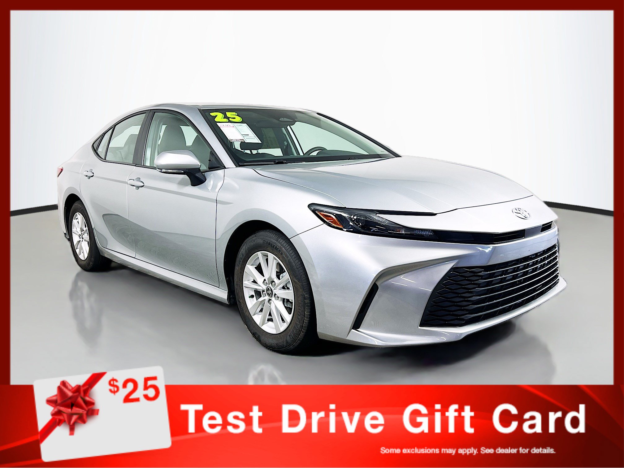 Used 2025 Toyota Camry LE FWD image 1