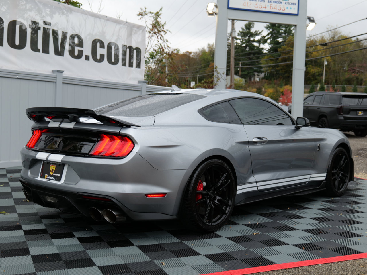 Used 2021 Ford Mustang Shelby GT500 w/ Technology Package image 68