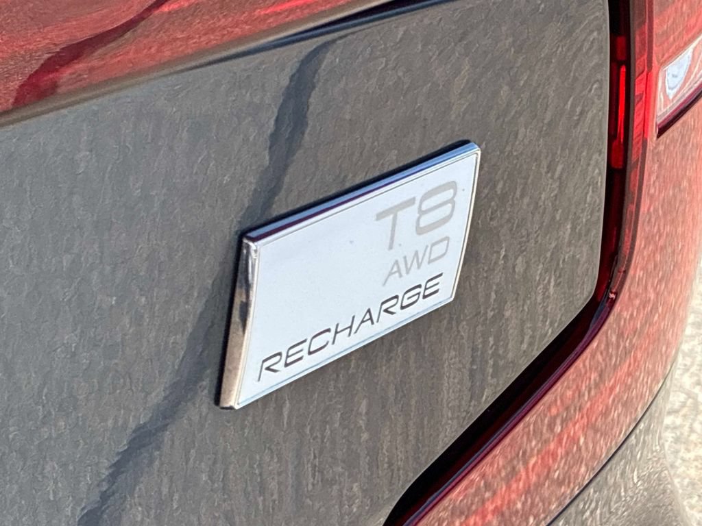 Used 2023 Volvo S60 T8 Plus AWD/4WD image 16