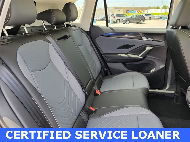 New 2025 Volkswagen Tiguan SE image 17