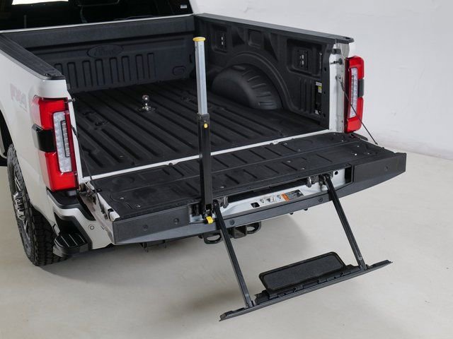 Used 2024 Ford F250 Limited w/ FX4 Off-Road Package AWD/4WD image 33