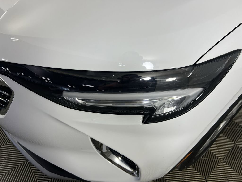 Certified 2023 Buick Envision Preferred AWD/4WD image 33
