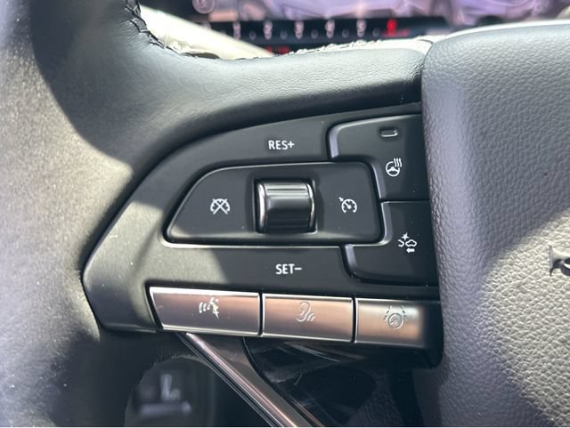 Certified 2022 Cadillac Escalade ESV Sport AWD/4WD image 34