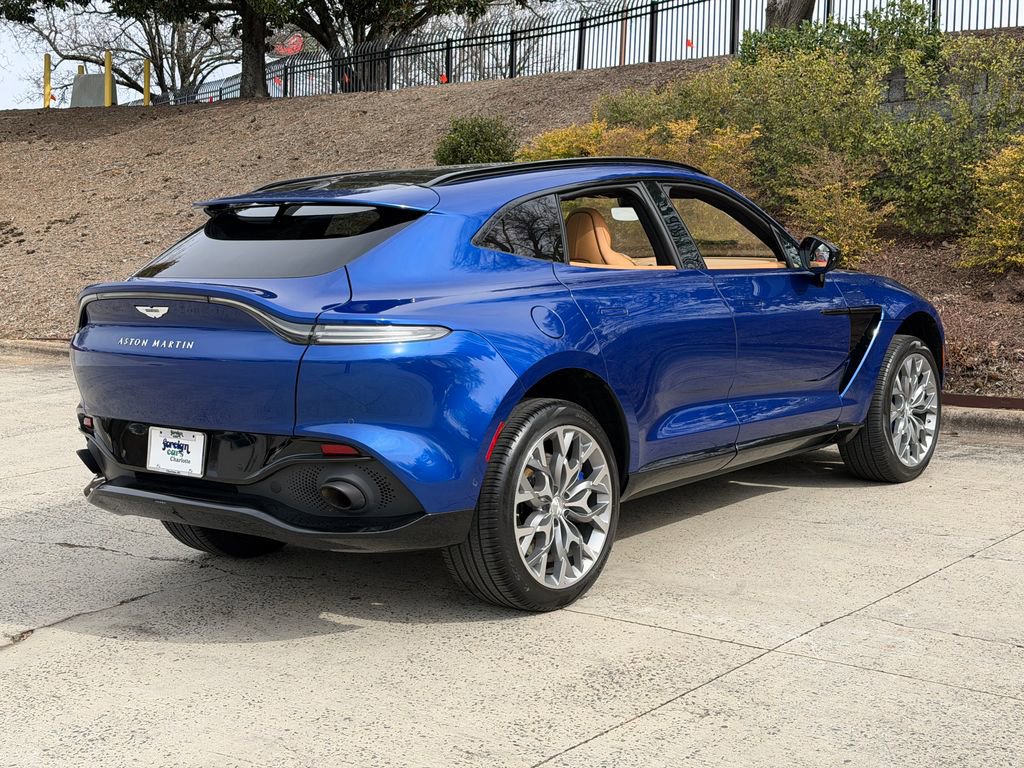 Used 2021 Aston Martin DBX image 14