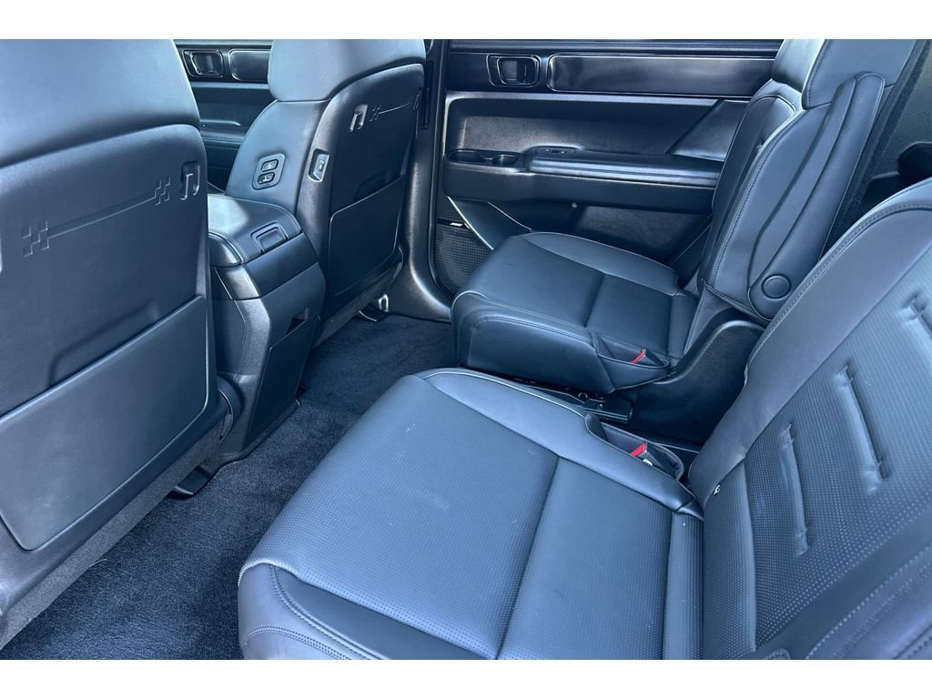 Used 2025 Hyundai Santa Fe Calligraphy image 13