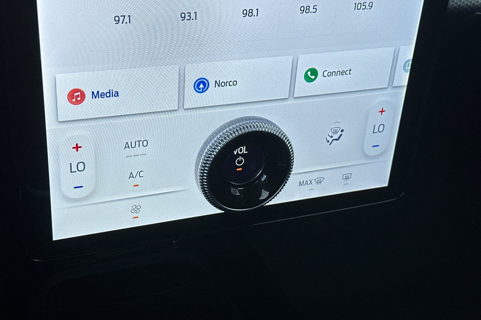 Used 2023 Ford Mustang Mach-E Select image 20