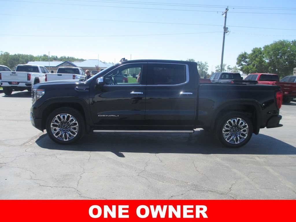 Certified 2025 GMC Sierra 1500 Denali Ultimate AWD/4WD image 11