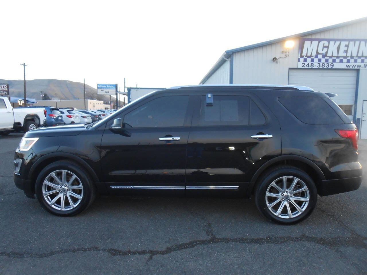Used 2016 Ford Explorer Limited image 6