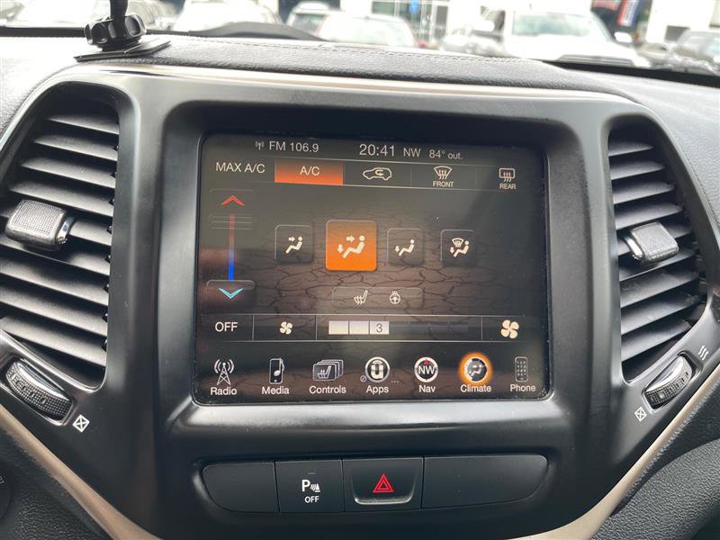 Used 2016 Jeep Cherokee 75th Anniversary image 35