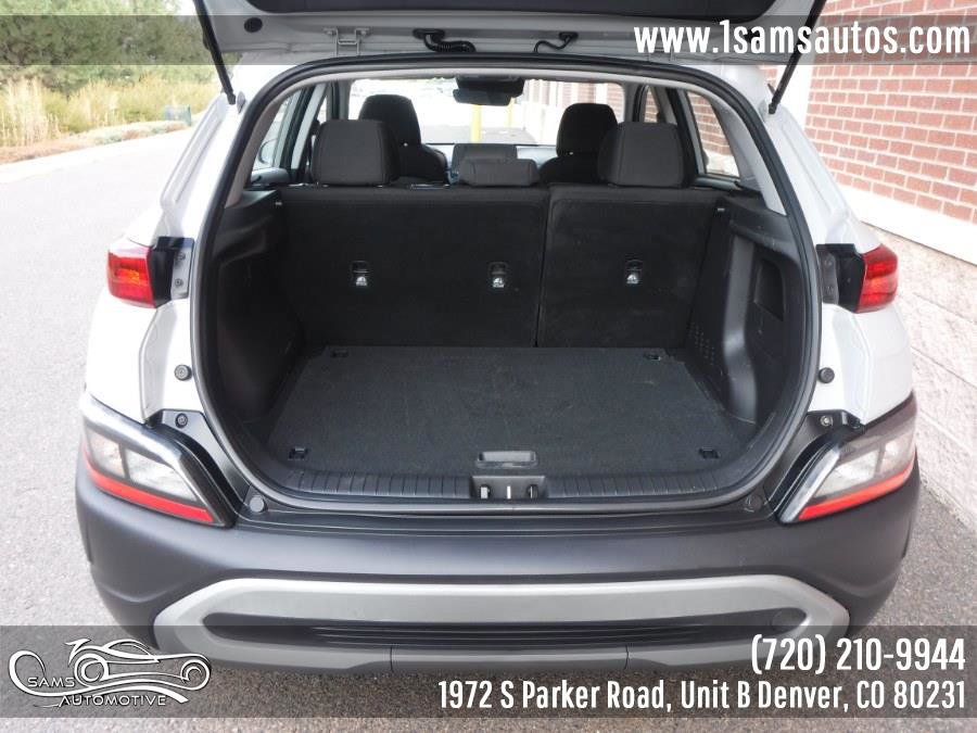 Used 2023 Hyundai Kona SE image 32
