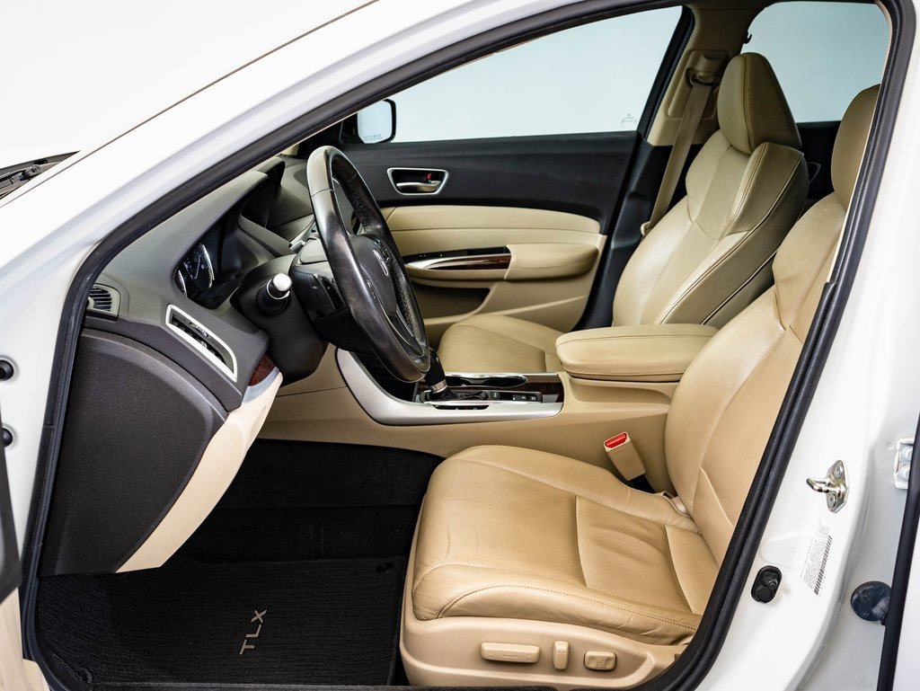 Certified 2018 Acura TLX w/ Technology Package image 18