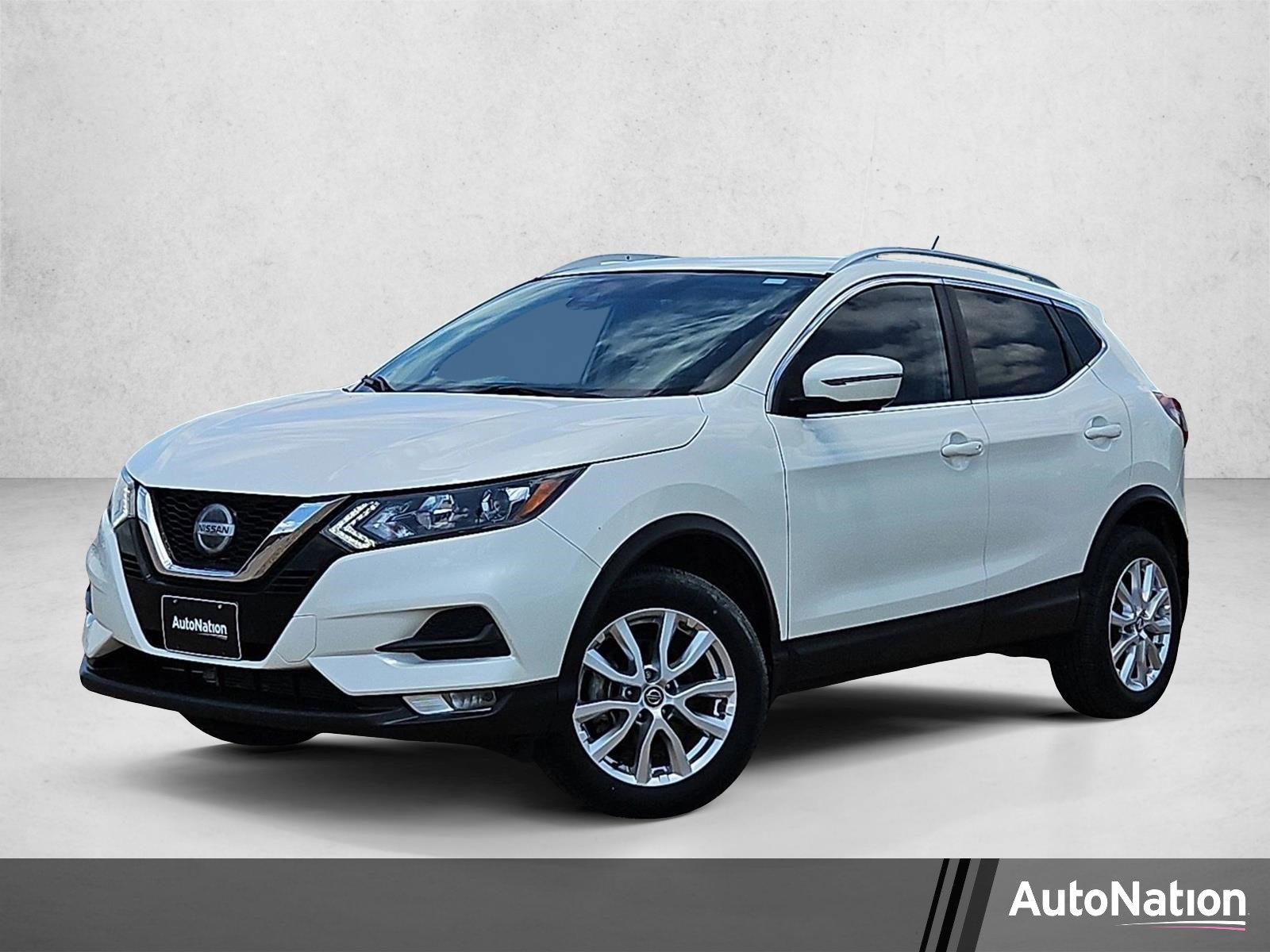 Used 2022 Nissan Rogue Sport SV w/ Technology Package FWD image 1