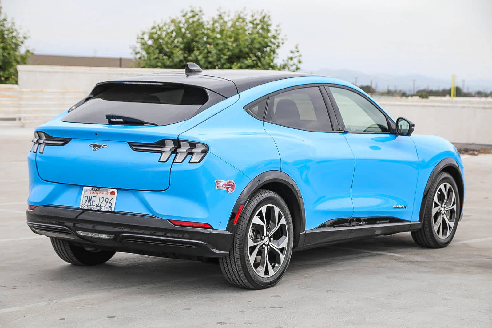 Used 2023 Ford Mustang Mach-E Premium AWD/4WD image 5